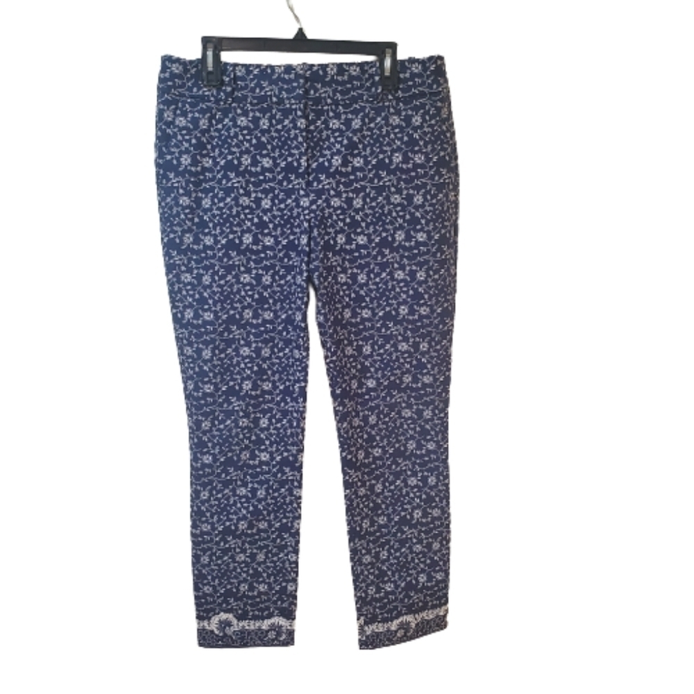 Loft Marisa Fit Skinny Pants in Navy Floral Print